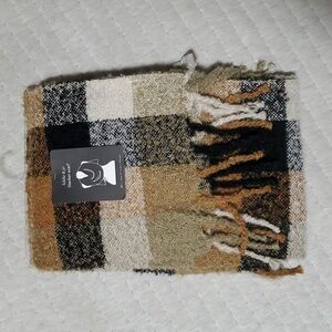 NWT Blanket Scarf